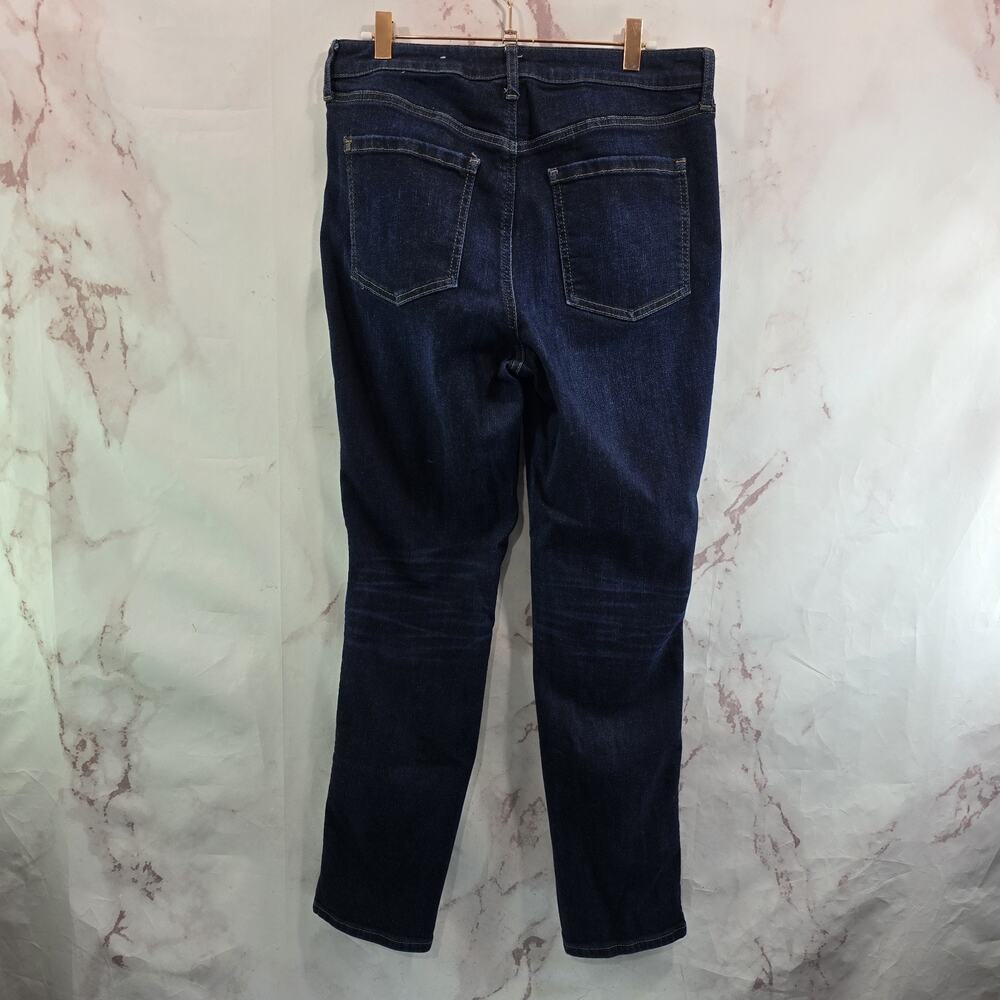 Chicos Jeans Women 8 1 R Denim Straight Define Me Slim Leg High Rise Crop